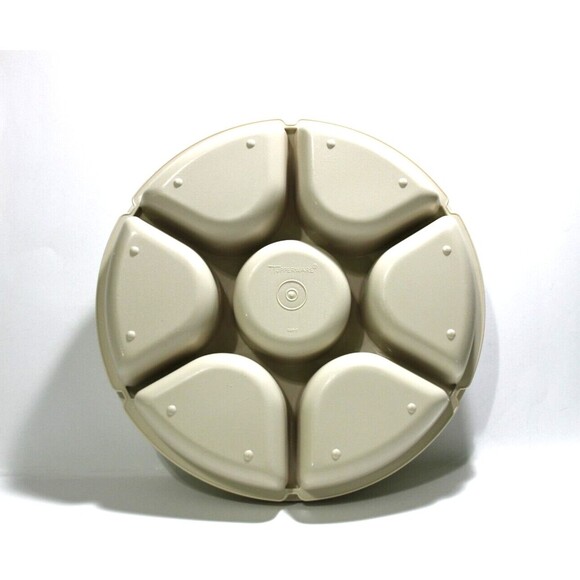 Tupperware Dip Serve Divided Sectioned Chip Veggie Tray With Lid Vintage 1666-1 - Picture 8 of 9